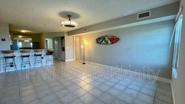Building Photo - 110 Ocean Hollow Ln