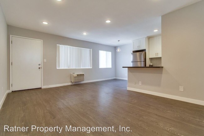 Foto del edificio - 7259 Willoughby Ave