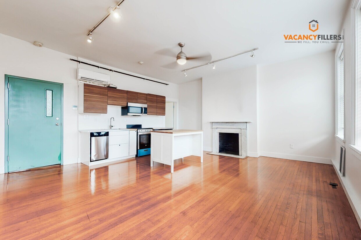 Foto principal - 914 St Paul St