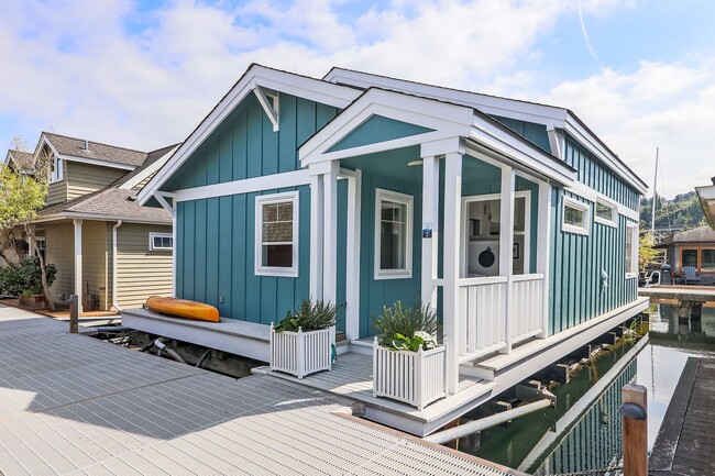 Photo - Portage Bay Floating Home