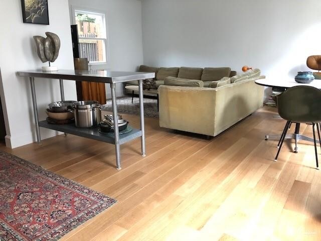 Foto del edificio - 121 N 5th St