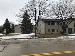 Building Photo - 111 N Eagle St