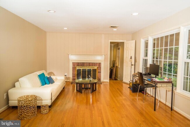 Foto del edificio - 500 Springvale Rd