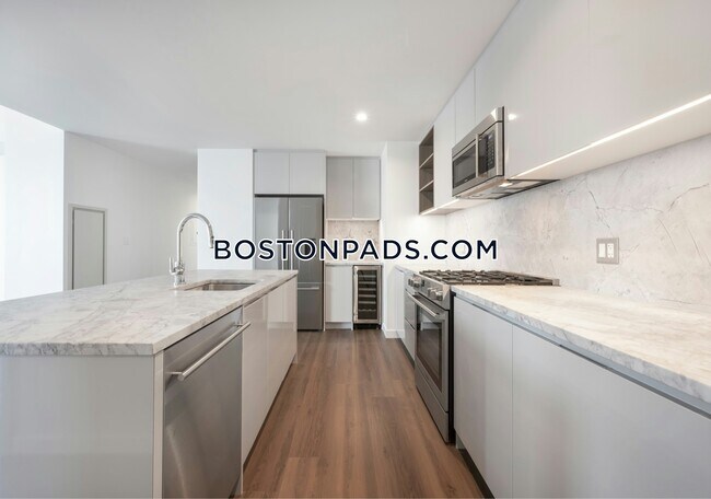Building Photo - 100 Sudbury St.
