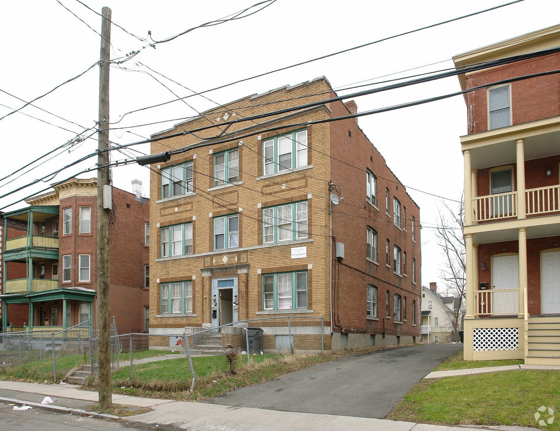 Building Photo - 36-38 Edgewood St