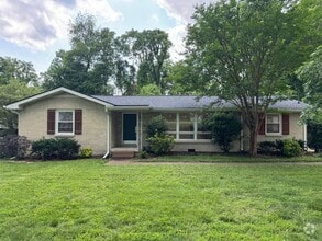 Building Photo - 5015 Manuel Dr