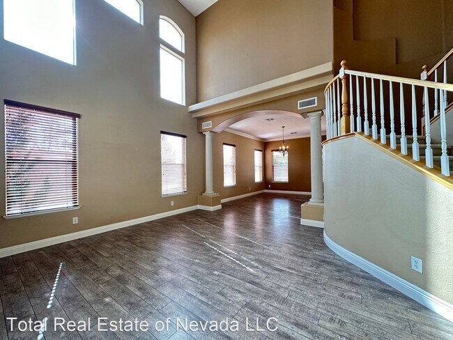 Building Photo - 4 br, 4 bath House - 6205 Red Pine Ct,