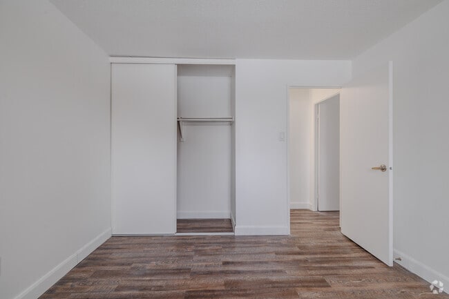 2BR, 1BA - 950 SF - 2nd Bedroom - Webster Apartments