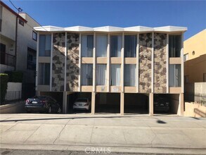 Building Photo - 943 N Louise St