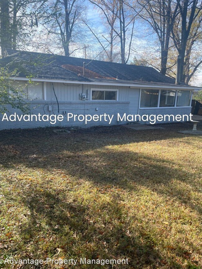 Foto del edificio - 3 br, 2 bath House - 3548 Pearson Rd.