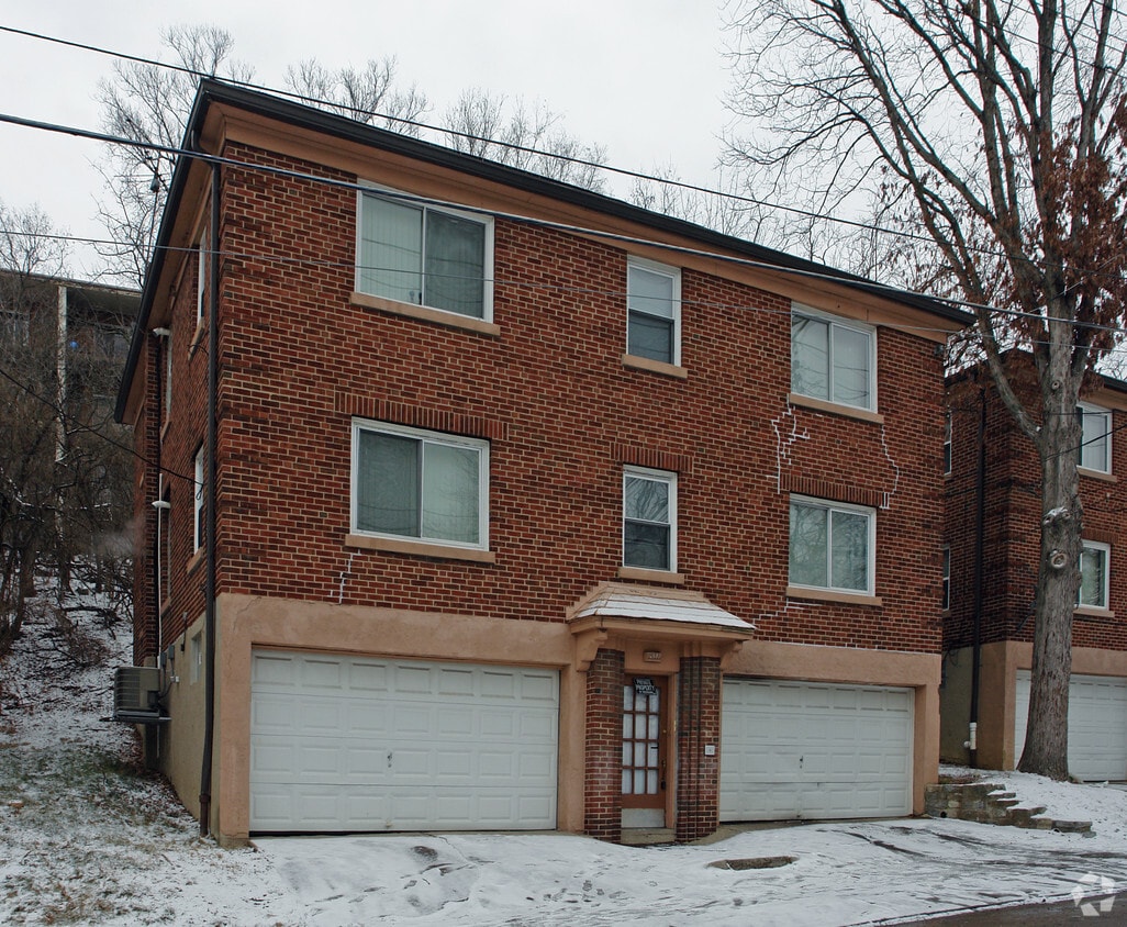 Building Photo - 2988 W McMicken Ave