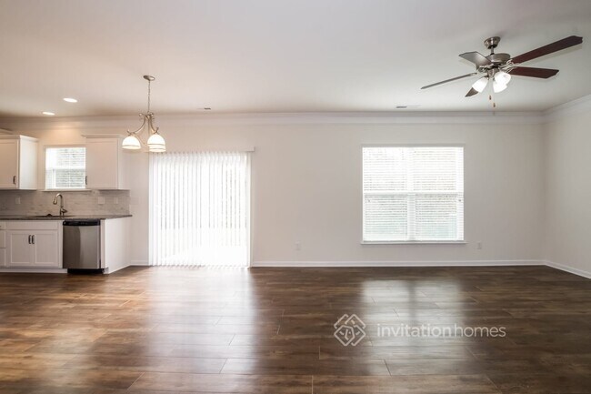 Foto del edificio - 1302 Soothing Ct NW