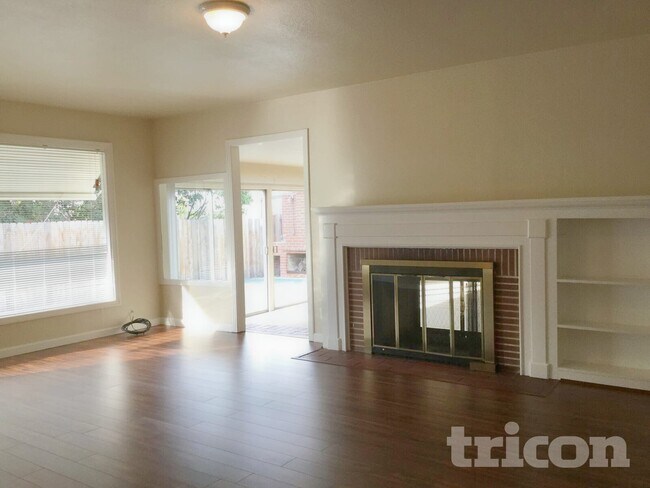Building Photo - 3 Madill Cir