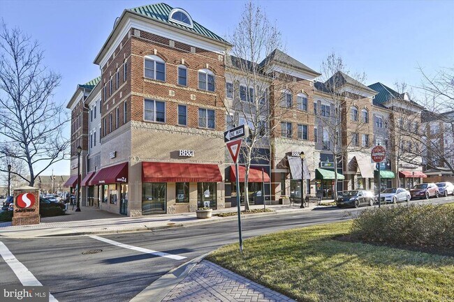 Building Photo - 1004 Gaither Rd