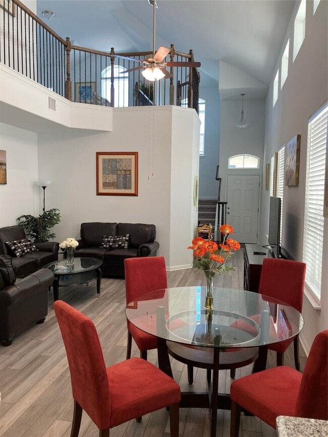 Foto del edificio - 1200 Avani Brook Ln
