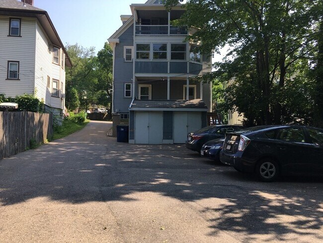 Foto del edificio - 1078 South St