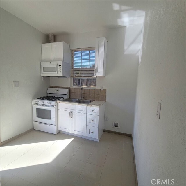 Foto del edificio - 11175 Pierce St
