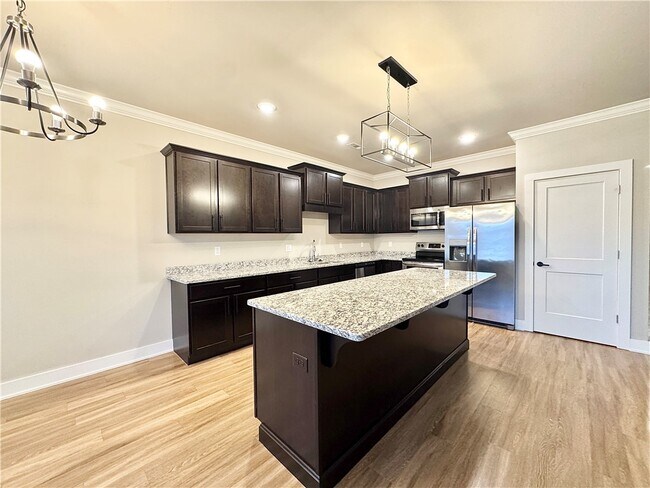 Foto del edificio - 812 NE Hts Ln