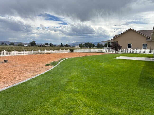 Foto del edificio - 234 Greenbrier Dr