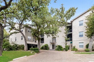 Building Photo - 2508 Enfield Rd
