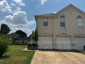 Building Photo - 4000 Cottage Park Ct