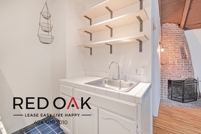 Foto del edificio - 411 1/2 S Coronado St-411 1/2
