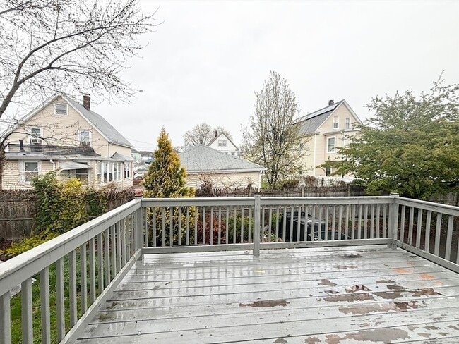 Photo - 11 Byron St House