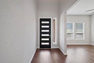 Building Photo - 103 E Christine Manor Dr