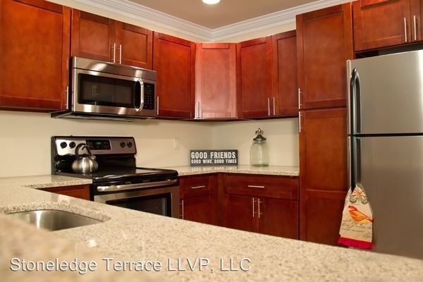 Building Photo - 18 Stoneledge Dr