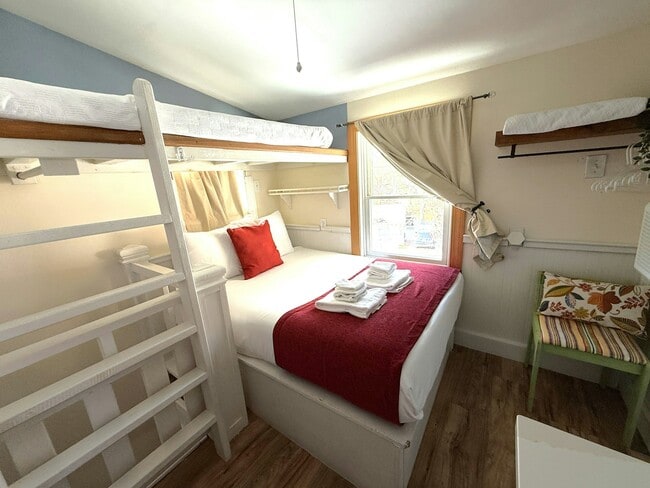 Foto del edificio - 54 Center St