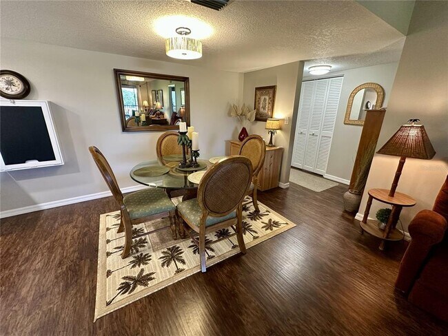 Foto del edificio - 6116 43rd St W