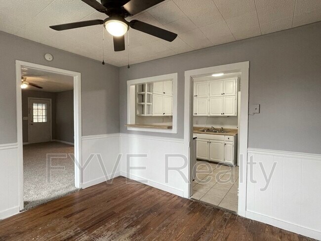 Foto del edificio - 1306 9th St