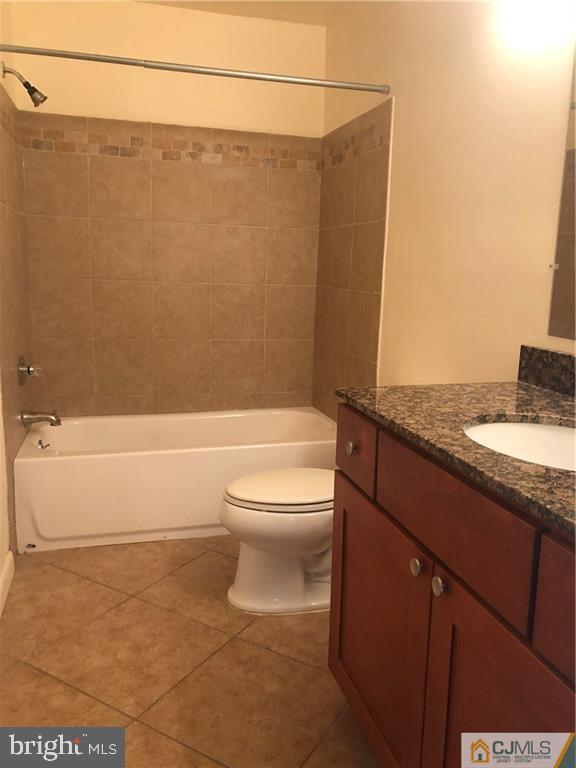 Building Photo - 3295 Cypress Ct