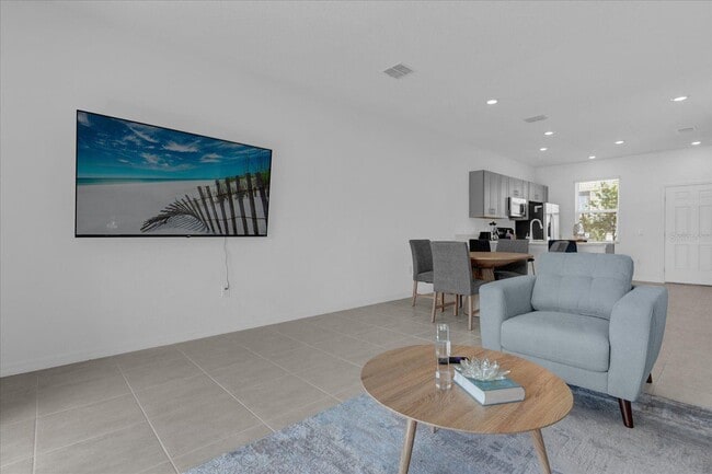 Building Photo - 3221 Skyline Lp