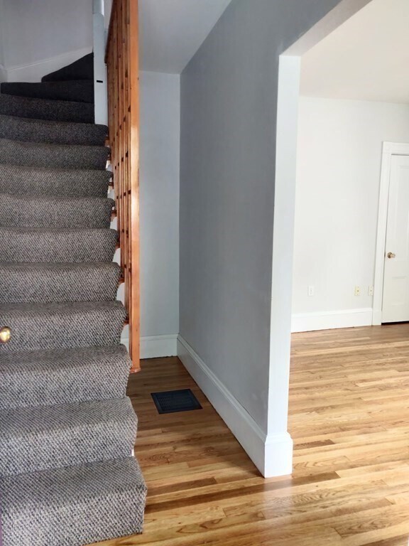 Foto del edificio - 18 Browns Ave