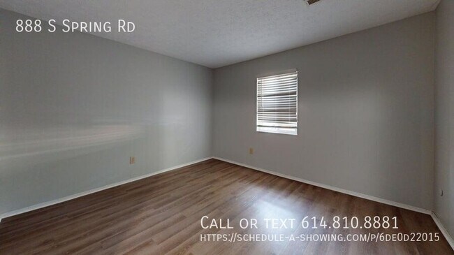 Foto del edificio - 888 S Spring Rd