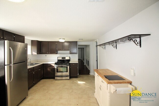 Foto del edificio - Great 3 Bedroom Home in Crestview!