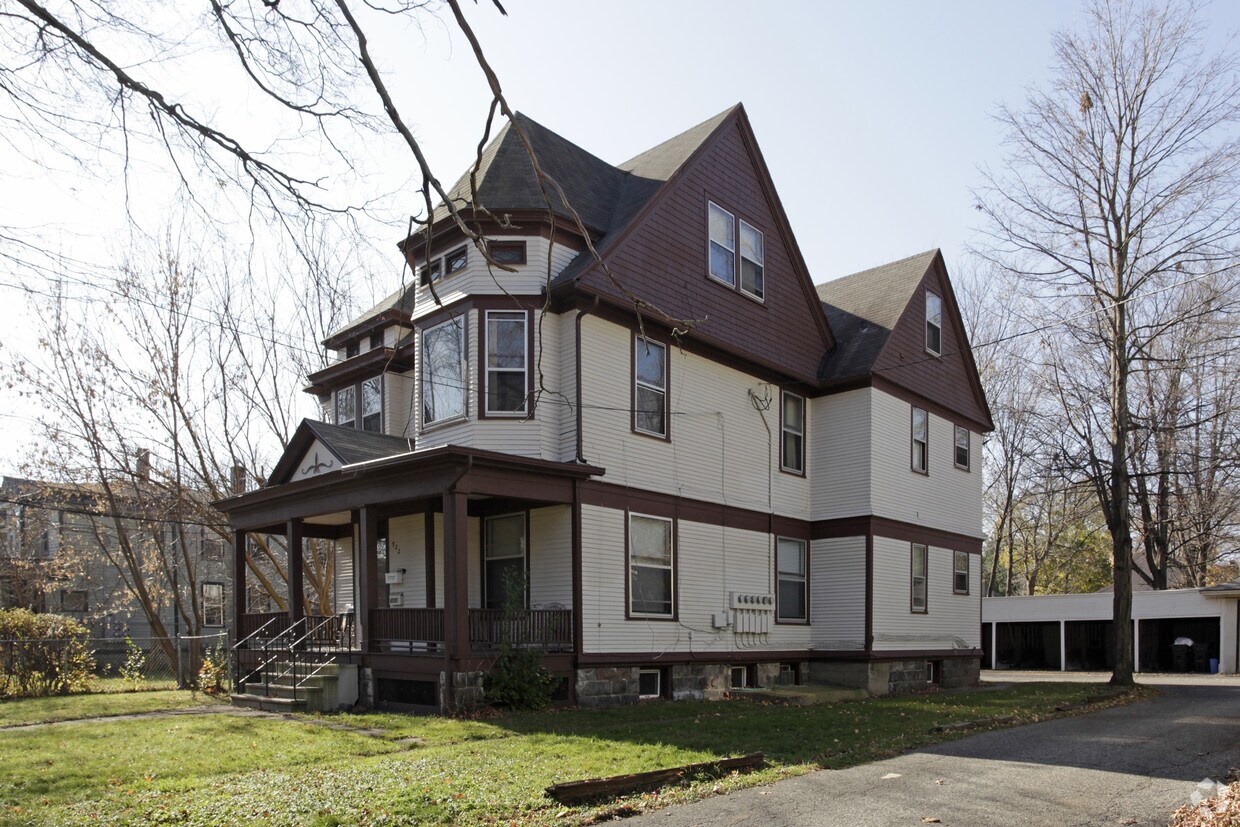 Primary Photo - 922 S Park Pl