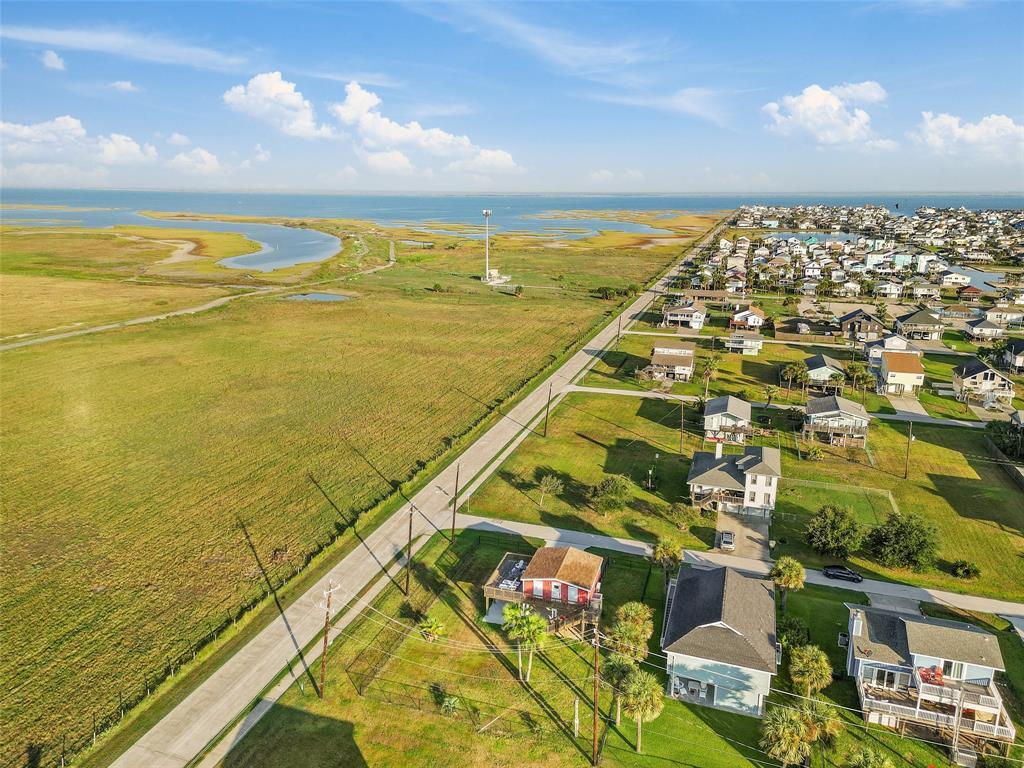 16725 Moby Dick, Jamaica Beach, TX 77554 House Rental in Jamaica