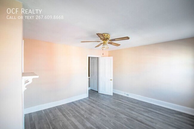 Foto del edificio - Three Bedroom Pointbreeze Rowhome