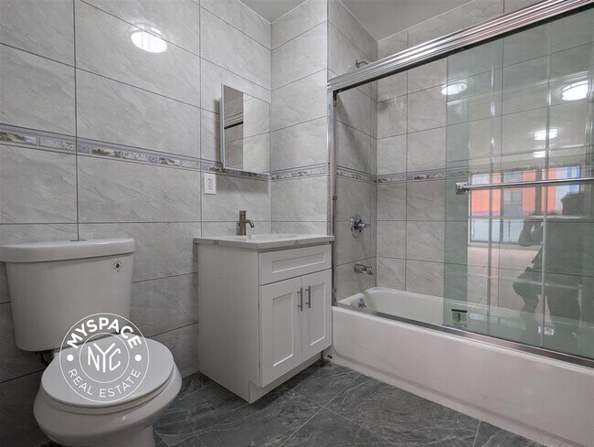 Foto del edificio - 4023 10th Ave