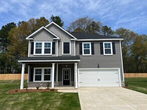 Building Photo - 3671 Lynnwood Dr