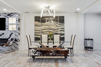 Building Photo - 2907 Ferndale St