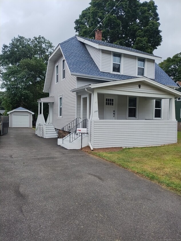 Foto principal - 102 Atkins St