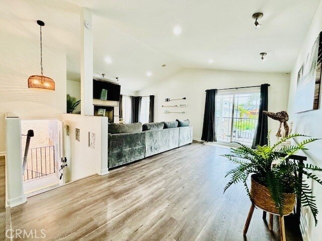 Foto del edificio - 4821 River Ave