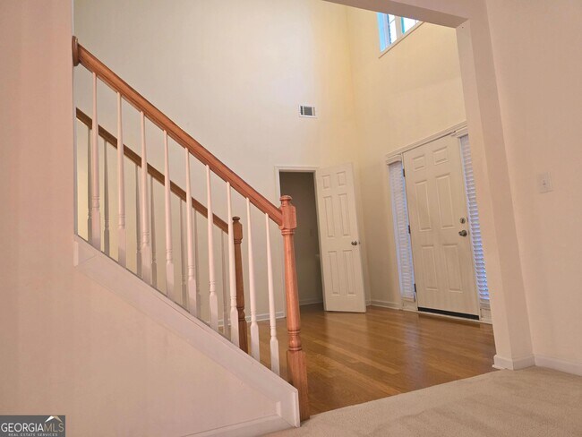 Foto del edificio - 3490 Southpointe Hill Dr NE