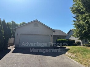 Building Photo - 818 Griffin Dr