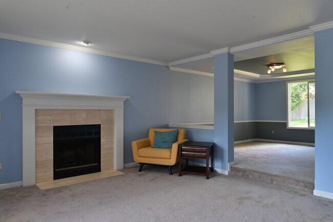 Building Photo - 14734 SE 65th St