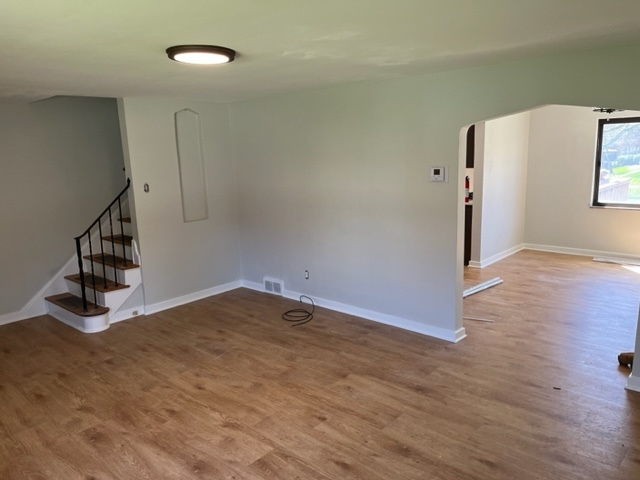 Building Photo - 651 Crystal Dr