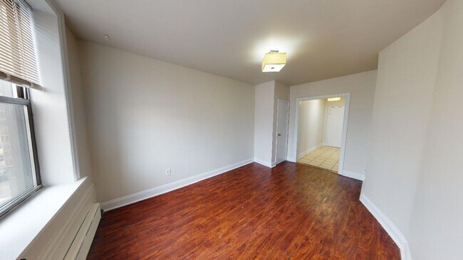 Foto del edificio - 7 Laidlaw Ave